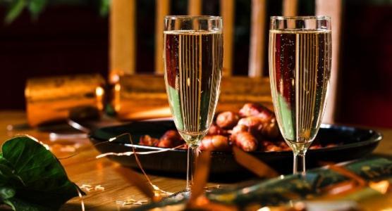 公牛酒店 鲁特姆 外观 照片